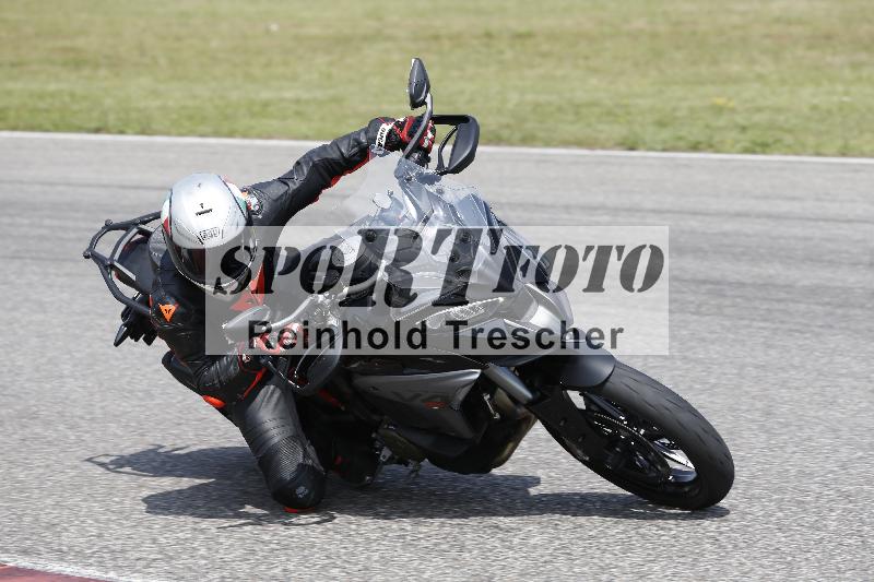 /27 12.06.2025 Ducati Schweiz Trackday Warmup  ADR/gelb-jeaune/ohne
